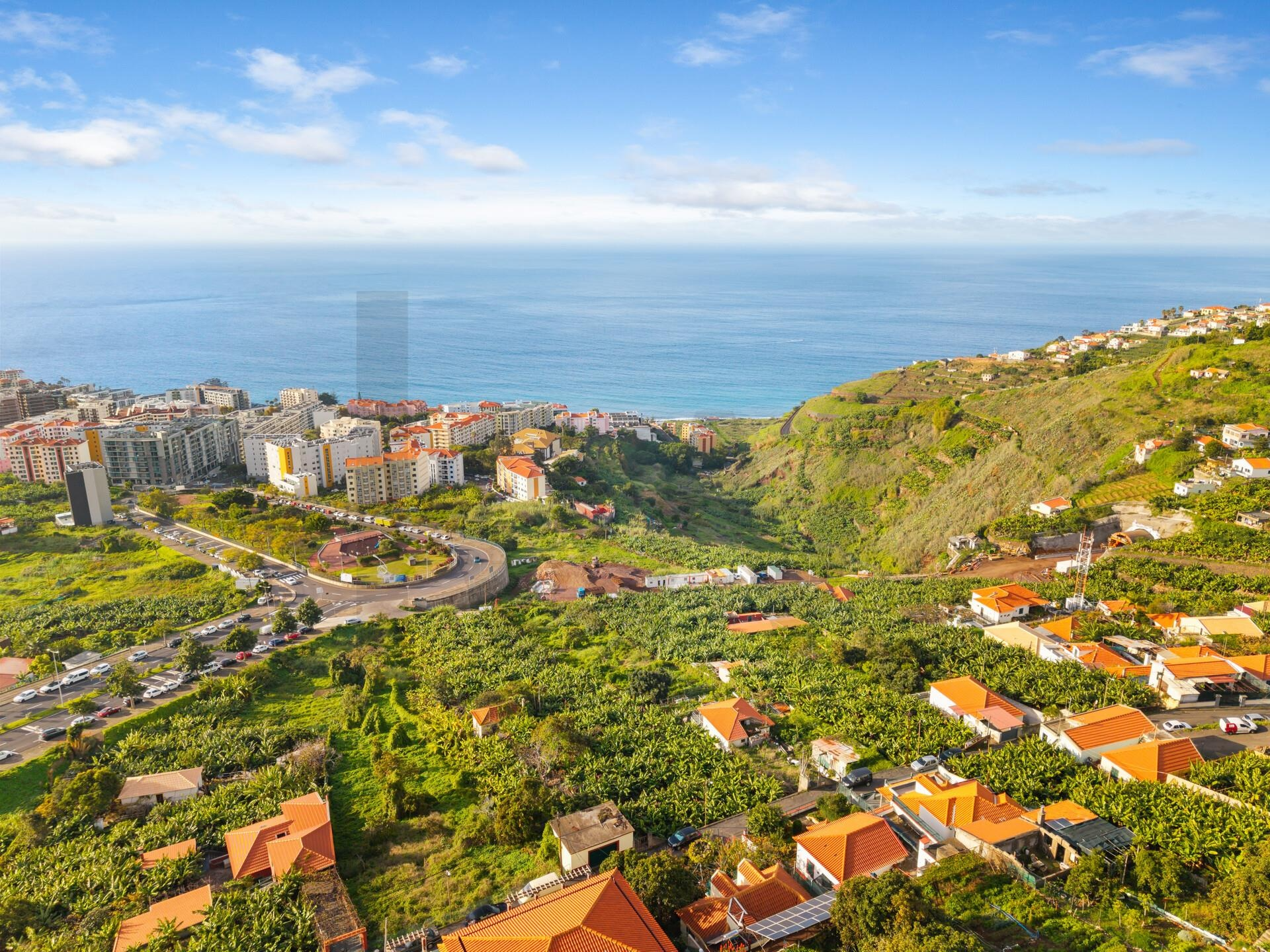 Terreno 4800 m² | Índice Construção 1,7-2,8 | Vista Mar em Funchal, Madeira — foto 2 de 15