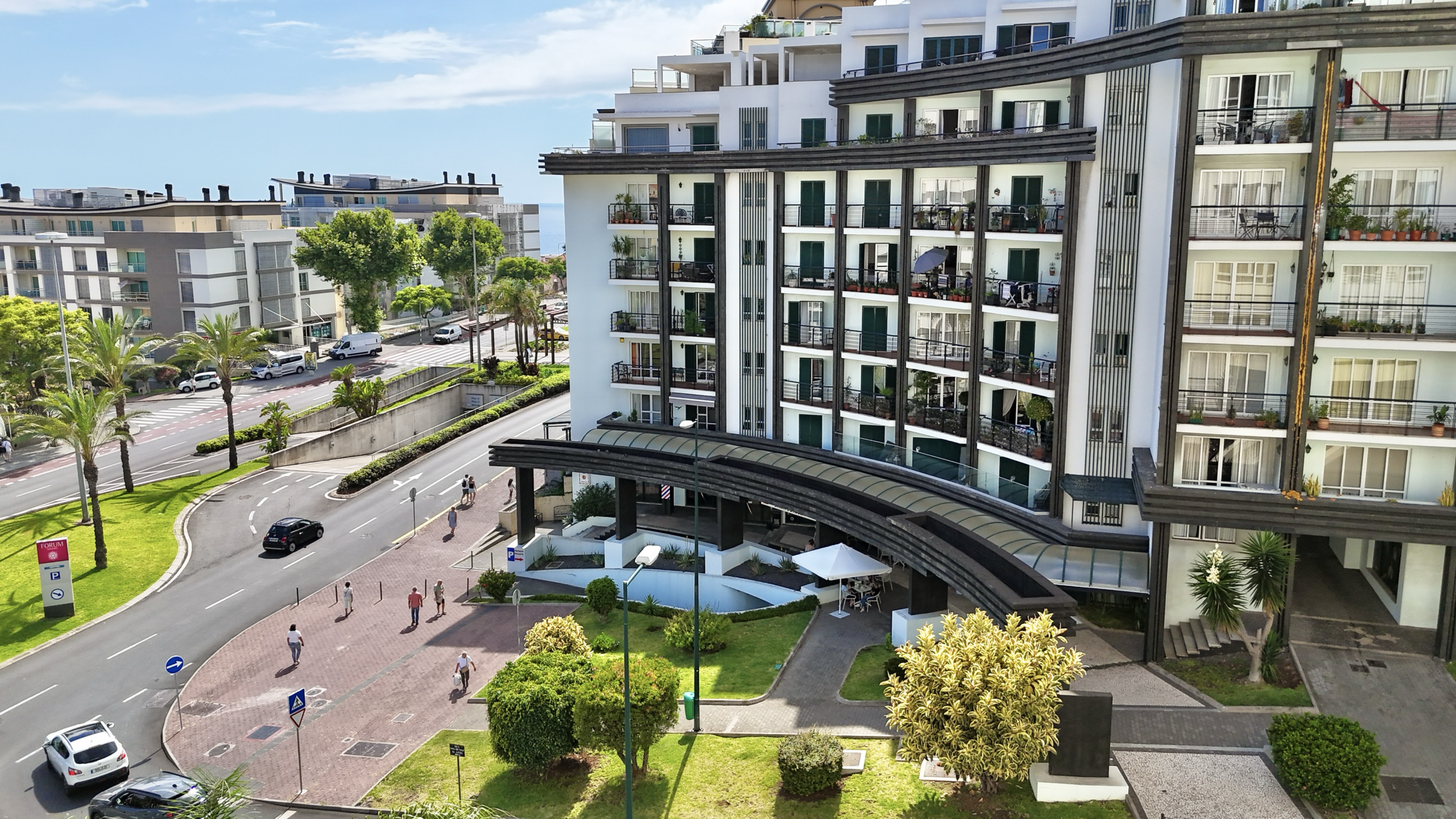 Jardins da Ajuda T1 – Apartamento com Varanda e Acesso à duas Piscinas em Funchal, Madeira — foto 9 de 15