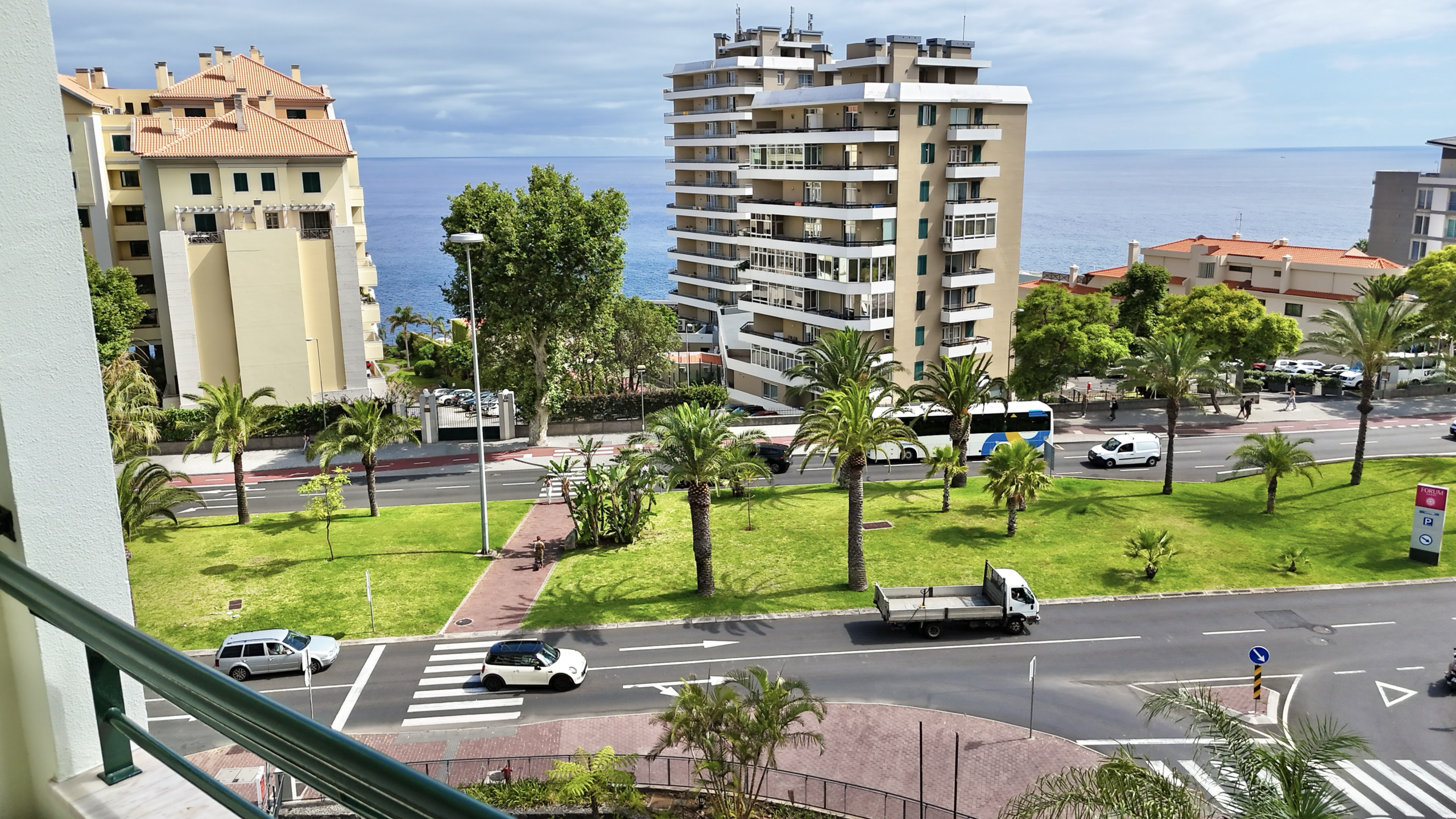 Jardins da Ajuda T1 – Apartamento com Varanda e Acesso à duas Piscinas em Funchal, Madeira — foto 8 de 15