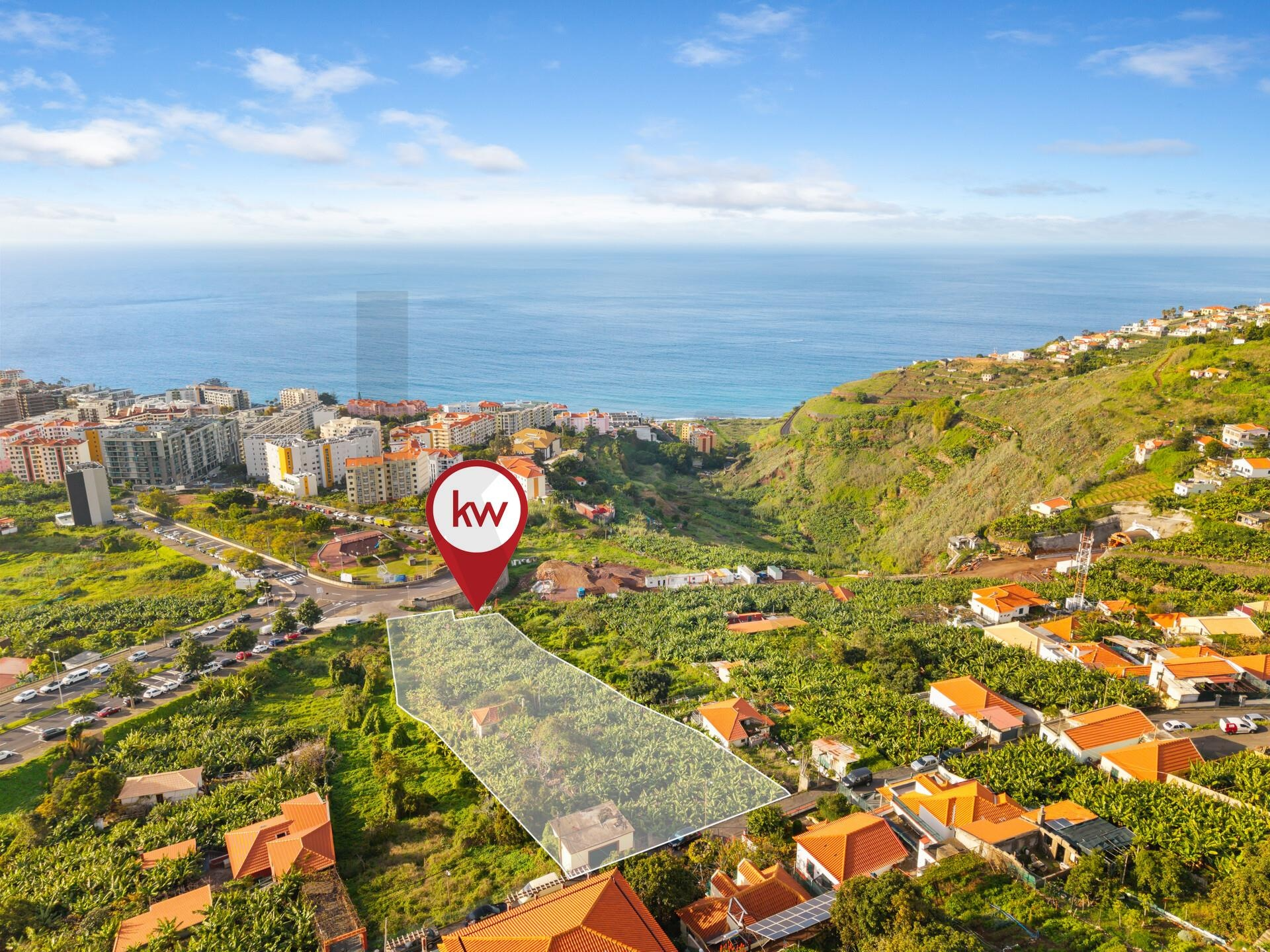 Terreno 4800 m² | Índice Construção 1,7-2,8 | Vista Mar em Funchal, Madeira — foto 1 de 15