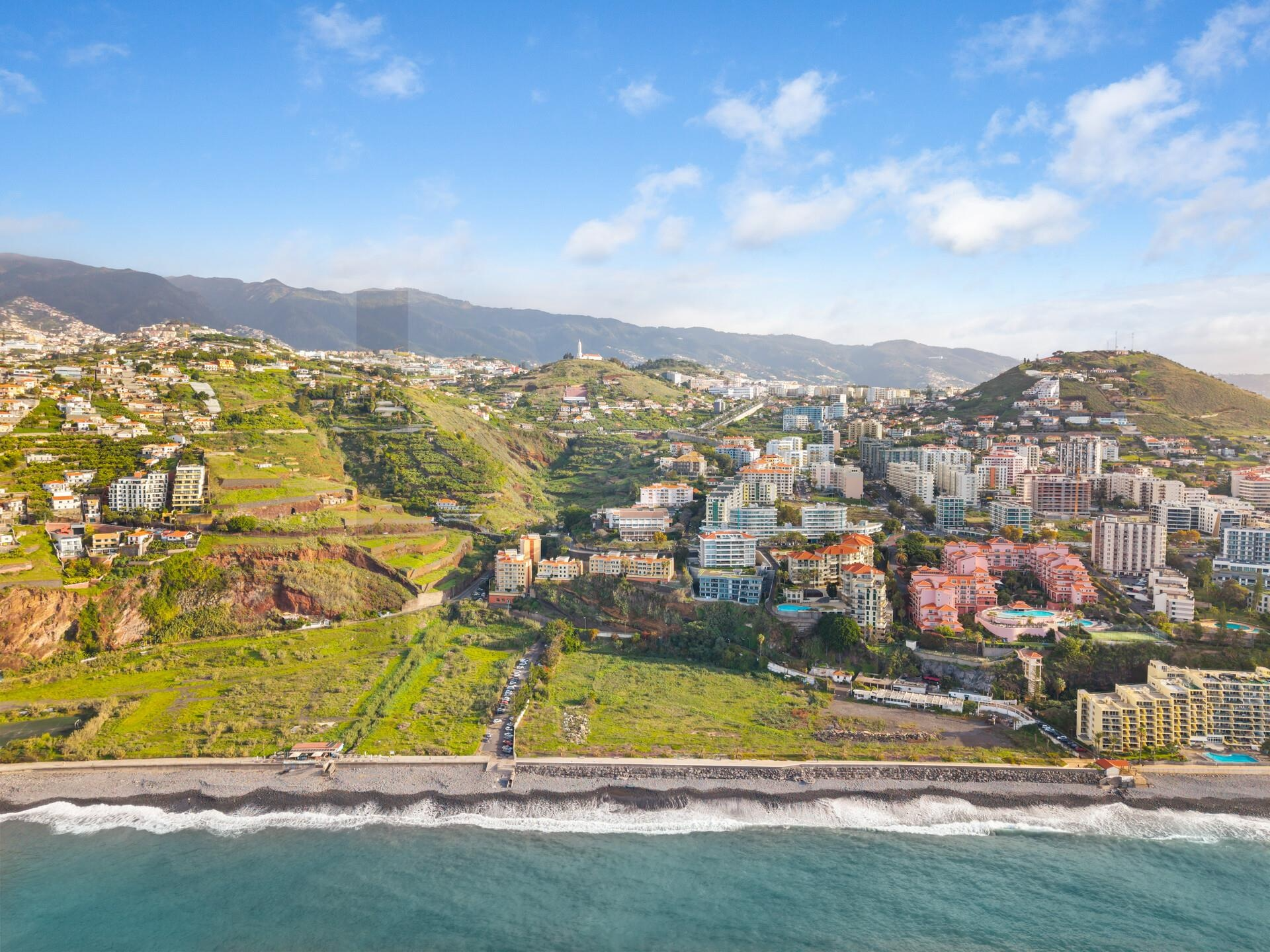 Terreno 4800 m² | Índice Construção 1,7-2,8 | Vista Mar em Funchal, Madeira — foto 14 de 15