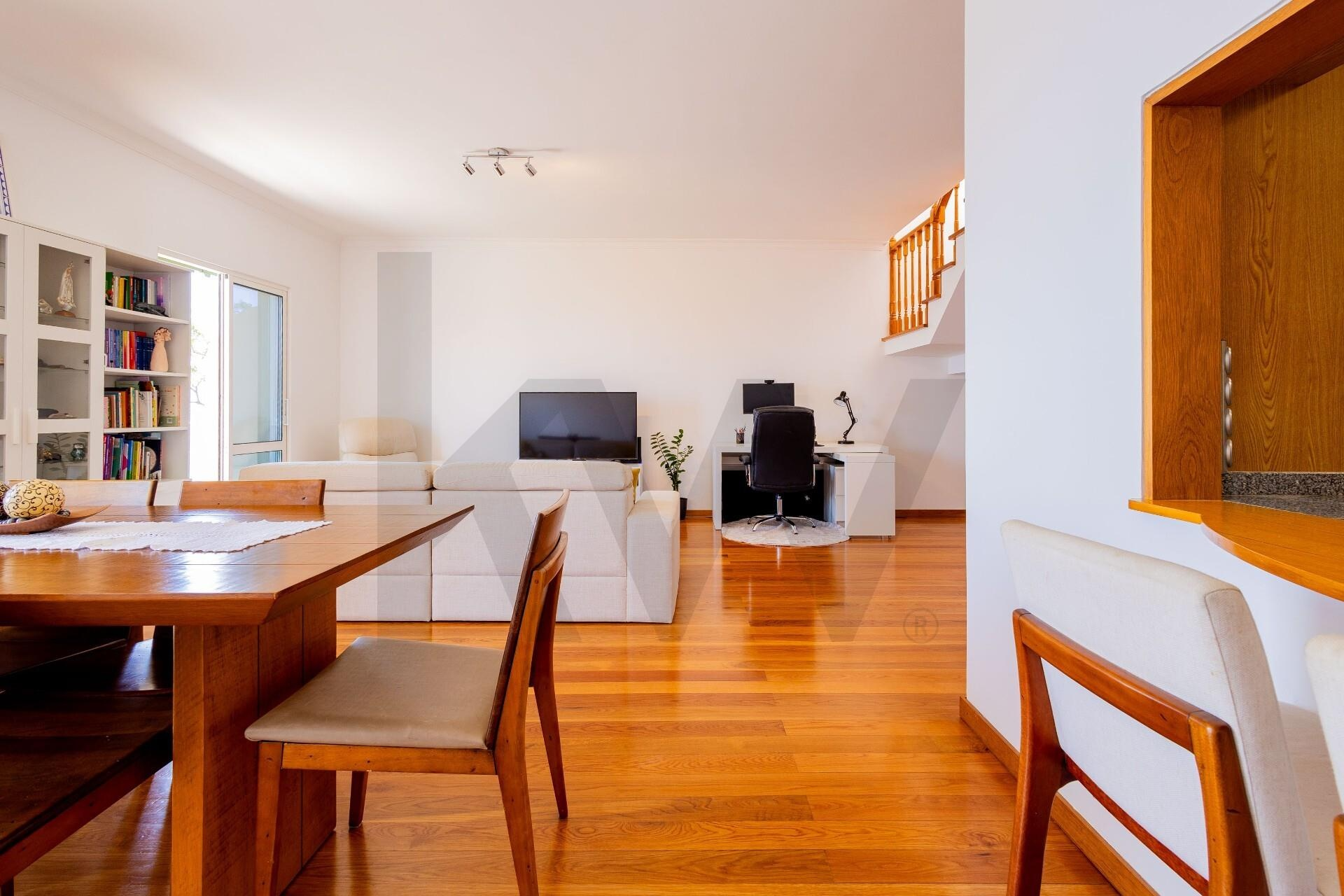 Apartamento T3 Duplex com vista para a Baía em Funchal, Madeira — foto 13 de 15
