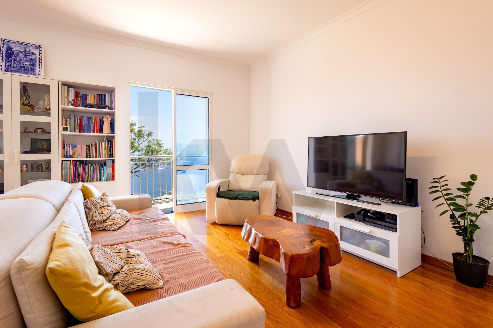 Apartamento T3 Duplex com vista para a Baía em Funchal, Madeira — foto 5 de 15