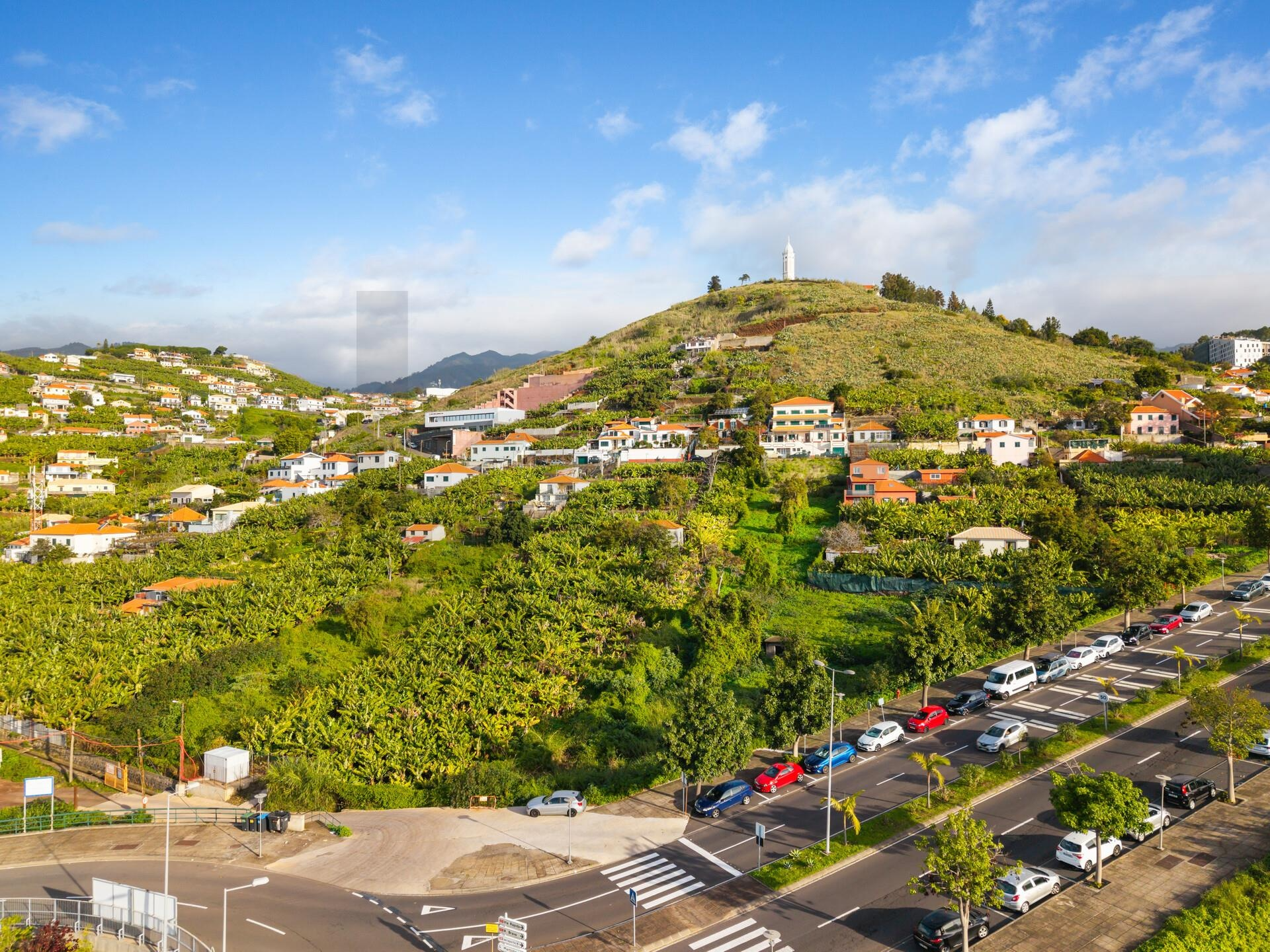 Terreno 4800 m² | Índice Construção 1,7-2,8 | Vista Mar em Funchal, Madeira — foto 10 de 15