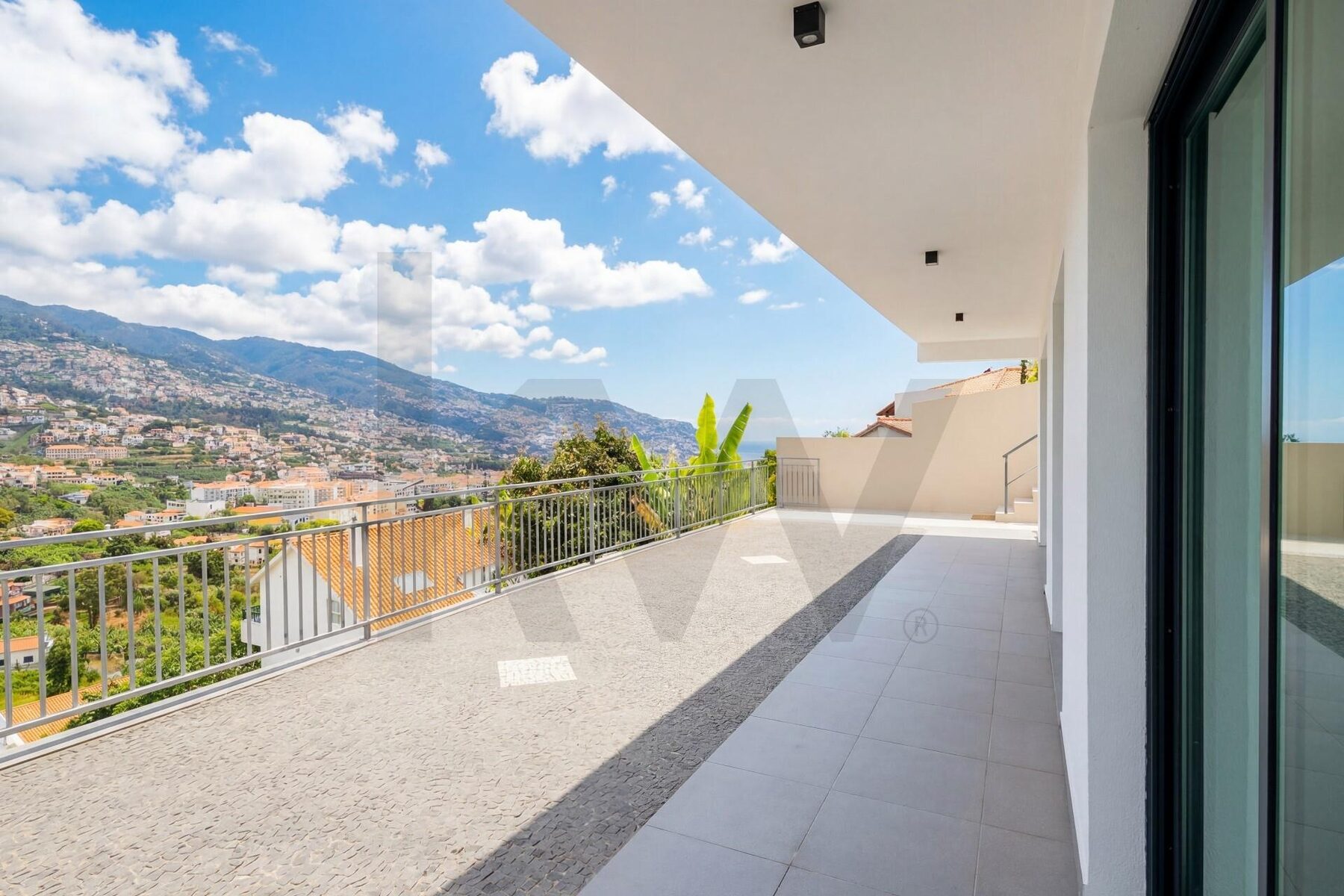 Moradia Térrea T2+1 Com Vista Baía em Funchal, Madeira — foto 2 de 15