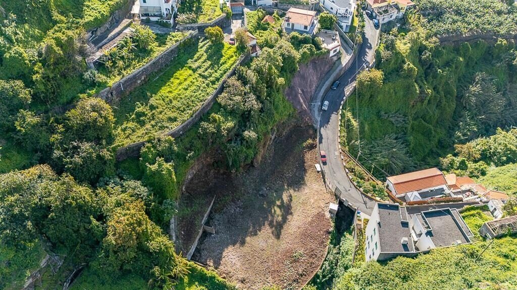Terreno para Arrendamento com 2.860 m² em Funchal, Madeira — foto 1 de 15